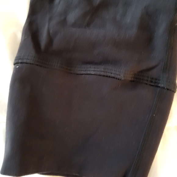 black Athleta leggings - Picture 4 of 10